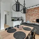 Grand Apartments - Two Bedroom, 6 Person City Center Apartment