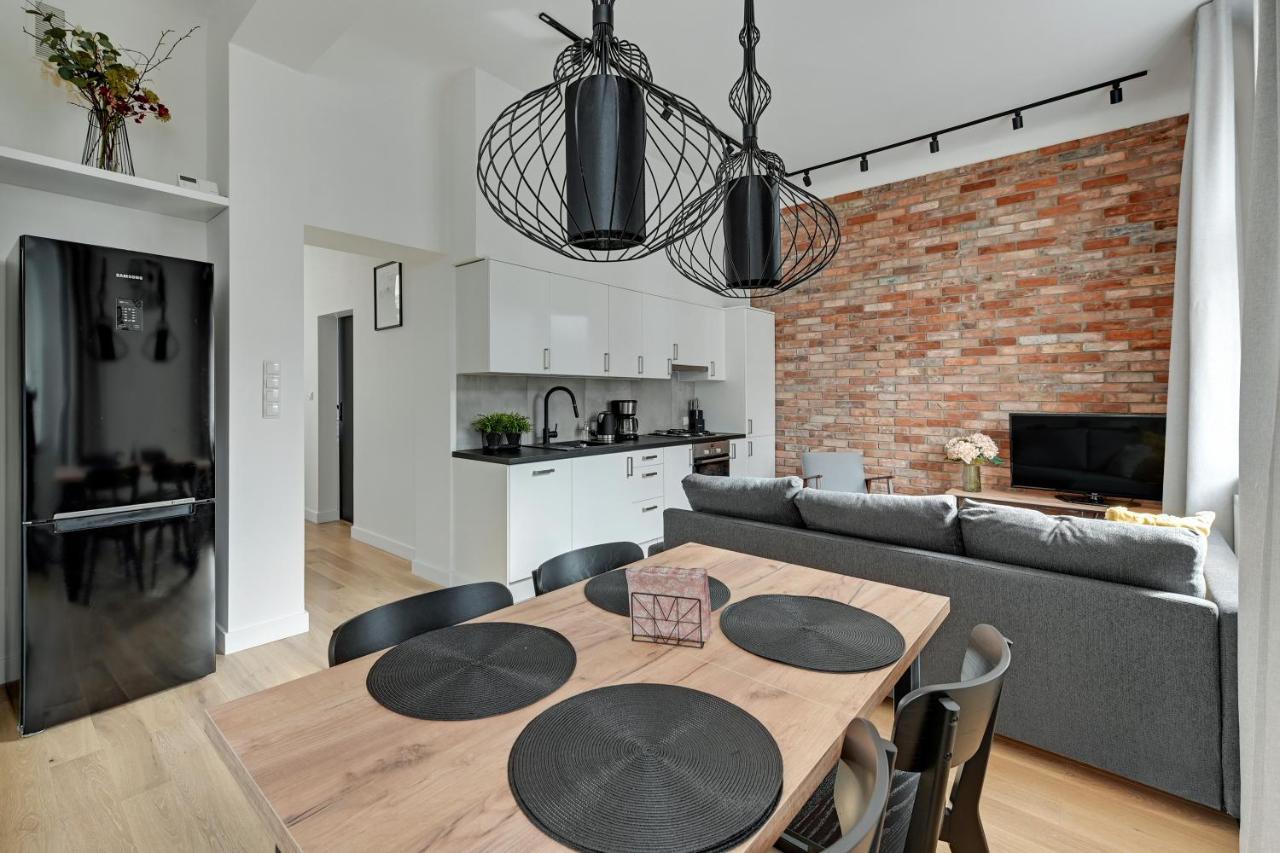 Grand - Two Bedroom, 6 Person Center Leilighet *